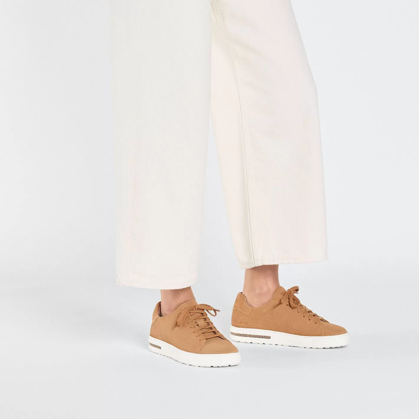 Flash Sale Bend Low Femmes Sneakers