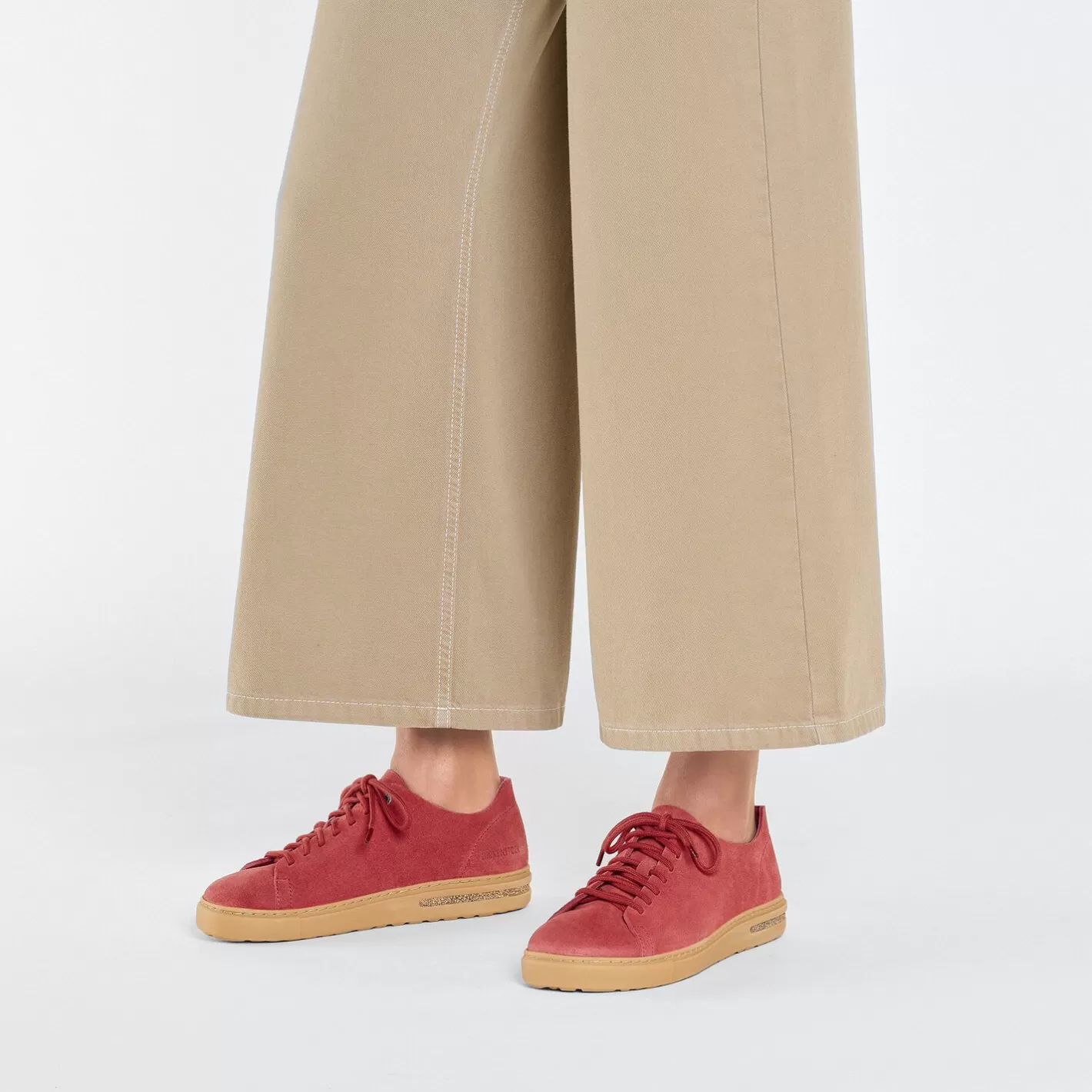 Shop Bend Low Decon Femmes Sneakers